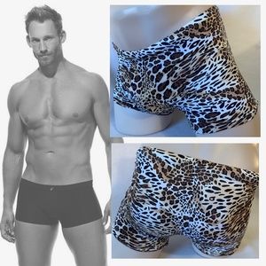Jess Square Cut Swim Briefs Small 84% nylon / 16% spandex Lined crotch